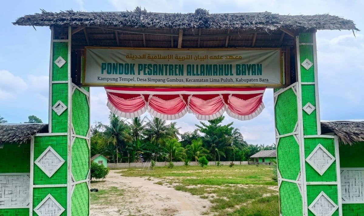 DEMO WEBSITE PESANTREN ALLAMAHUL BAYAN: LANGKAH MENUJU DIGITALISASI INFORMASI PESANTREN